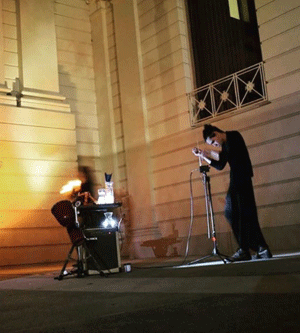 Busking B3 Theremin